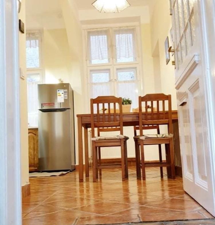 5b440e62 8f14 4c46 b9ea 610d0b03292b