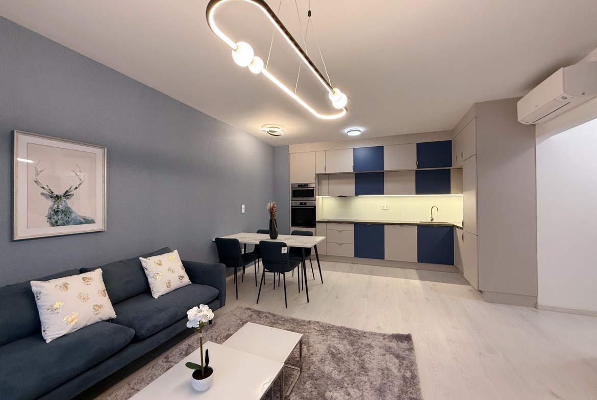 00B30FDF F869 43D0 AB7B 306DC3C639F1