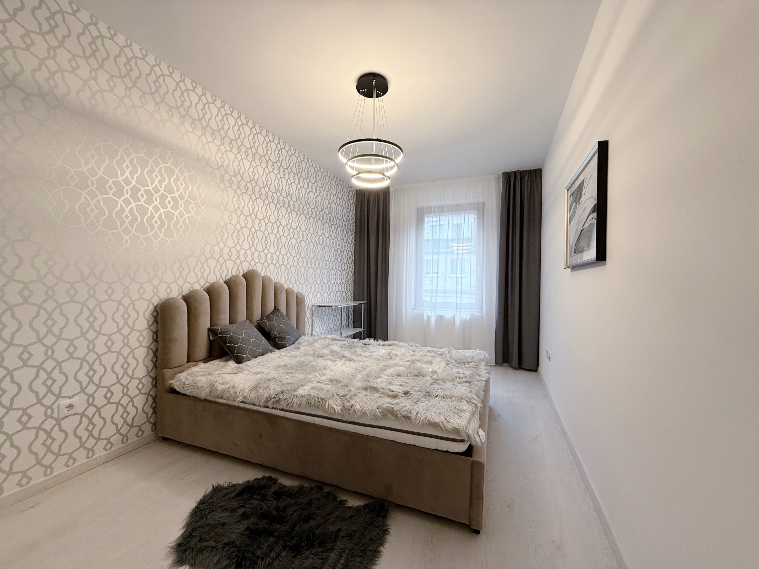 54F007BF E1B9 4E56 986B 1362C4198630