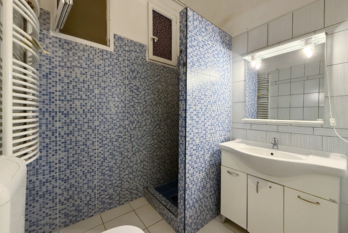 7DC068A6 36F3 4645 9C49 35268564B13D(1)(1)(1) (1)