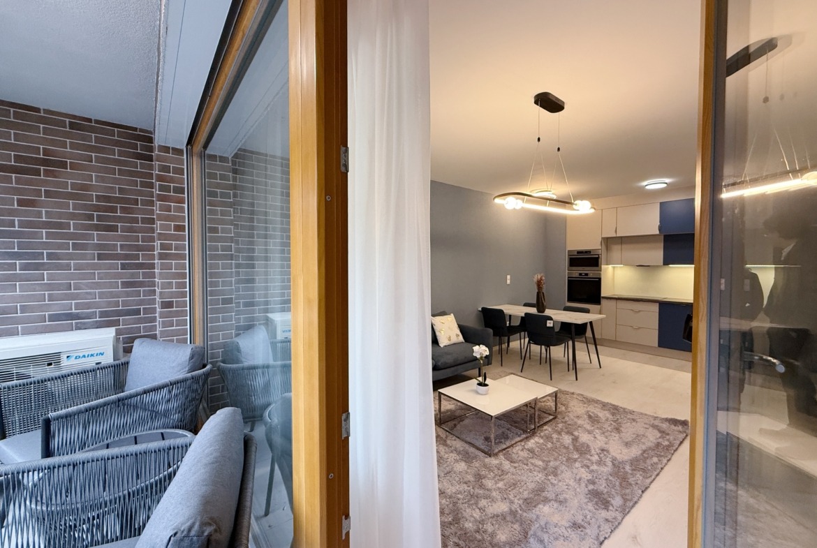 E317DAED 5298 43B4 9606 B12031E99FB3