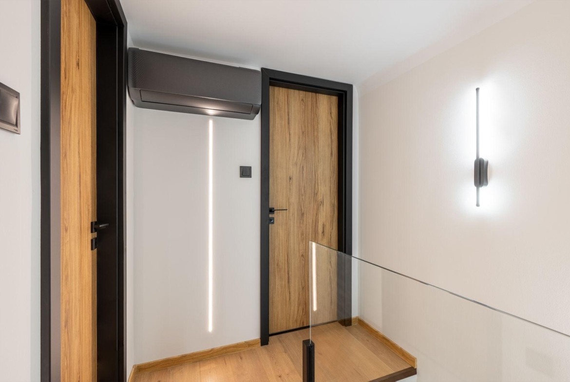 WhatsApp Image 2025 12 10 at 15.35.10 (5)