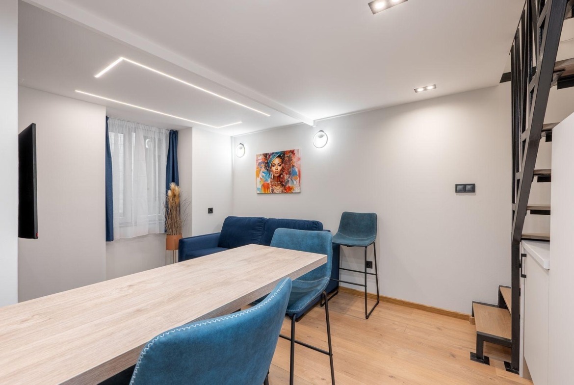 WhatsApp Image 2025 12 10 at 15.35.11 (2)