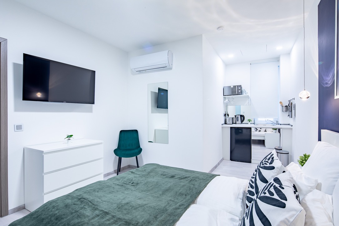 7E104152 DFC1 431D 9F45 201055B79514 1 105 c