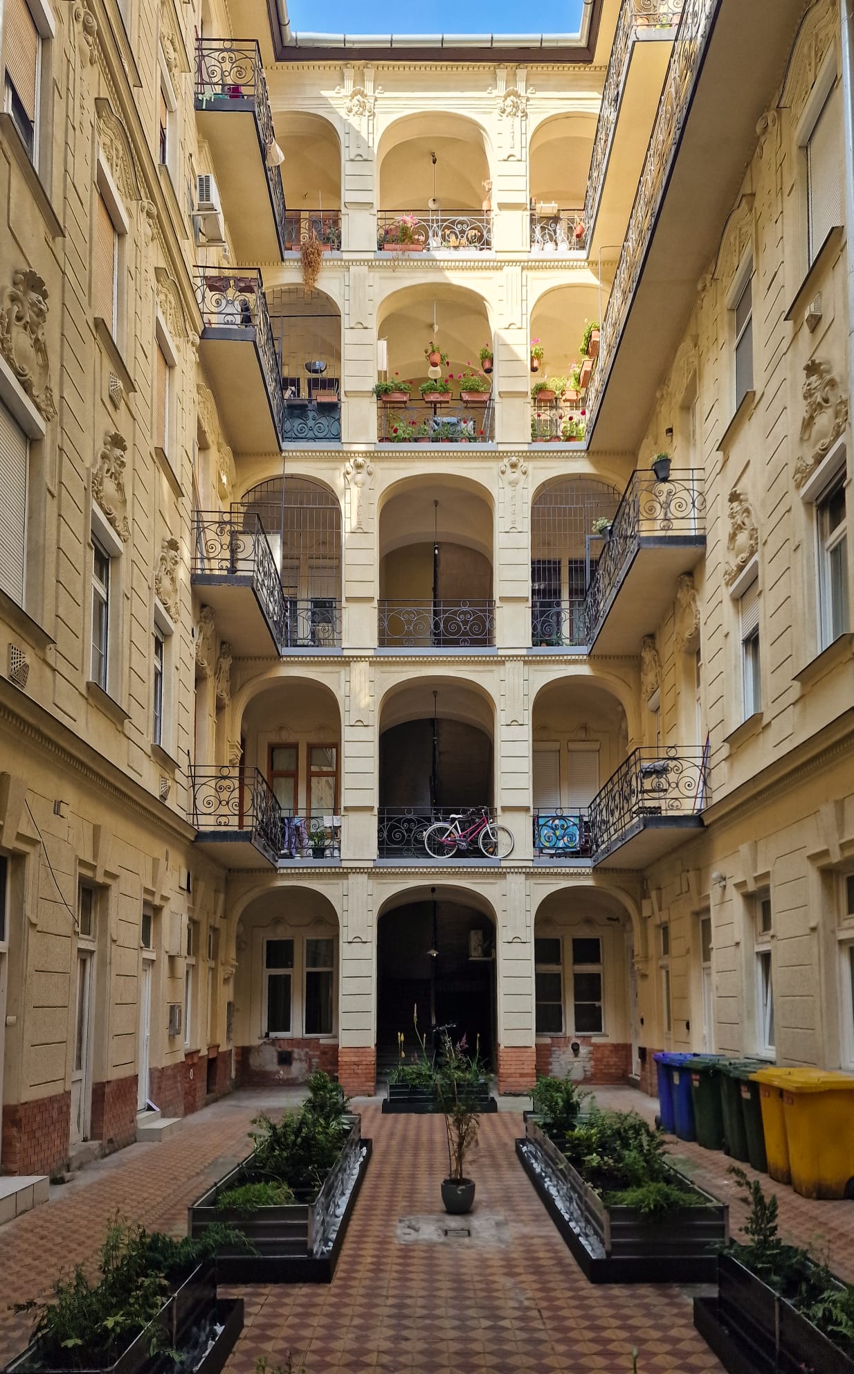 WhatsApp Image 2025 07 10 at 16.52.07