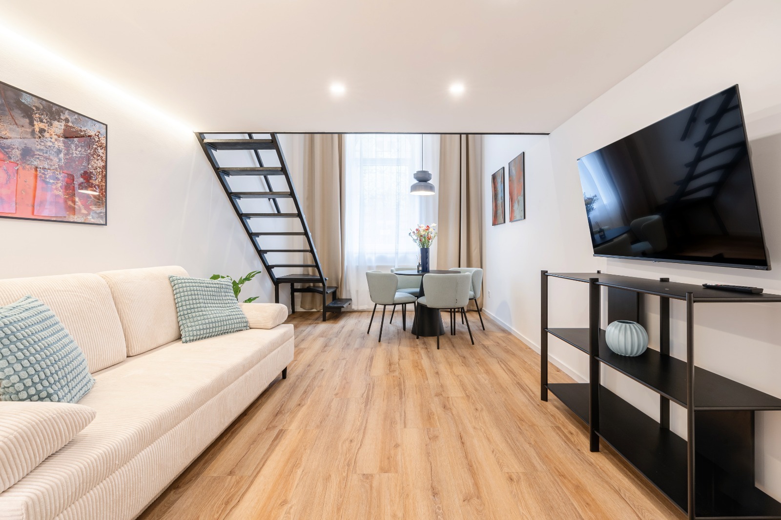 WhatsApp Image 2025 11 28 at 15.59.39 (2)