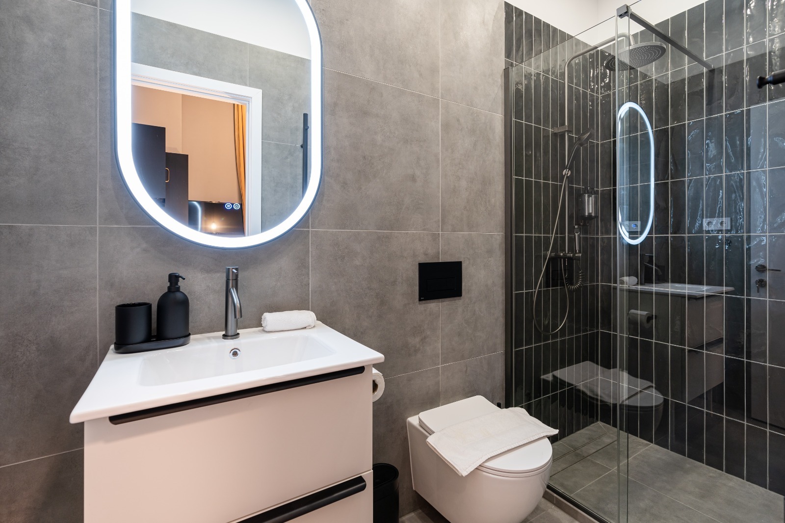 WhatsApp Image 2025 11 28 at 16.13.24 (1)