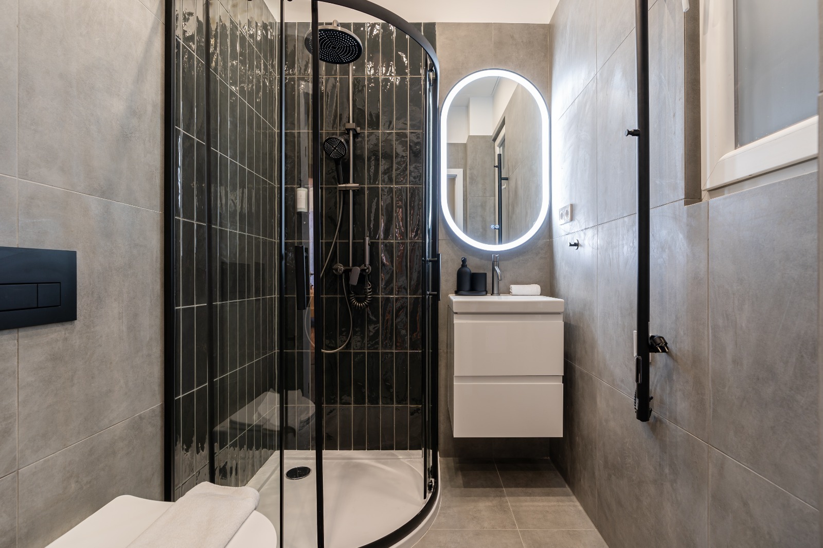 WhatsApp Image 2025 11 28 at 16.13.27 (1)