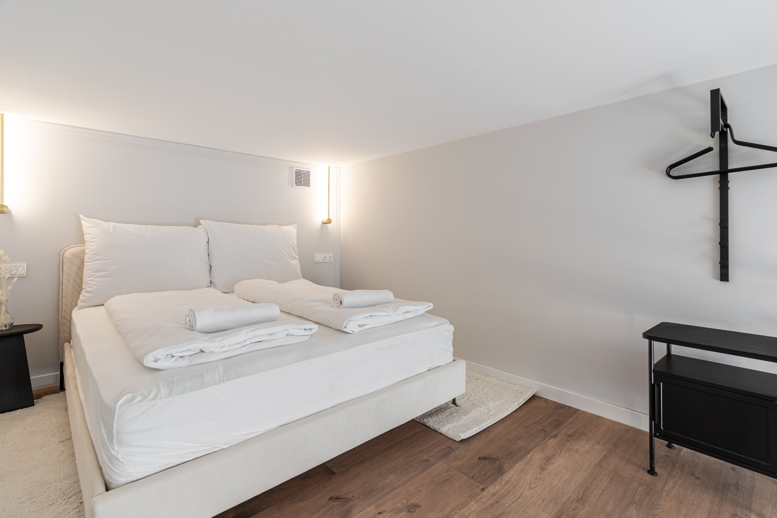 WhatsApp Image 2025 11 28 at 16.19.11 (1)