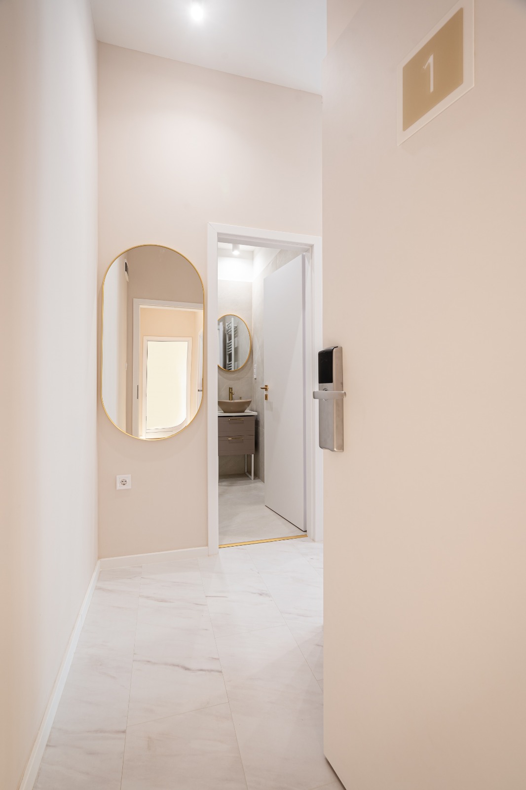 WhatsApp Image 2025 11 28 at 16.48.31 (1)