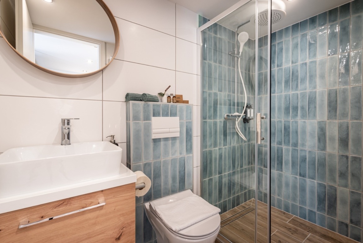 WhatsApp Image 2025 11 28 at 16.52.04