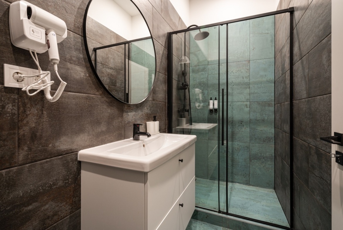 WhatsApp Image 2025 11 28 at 16.55.49 (1)