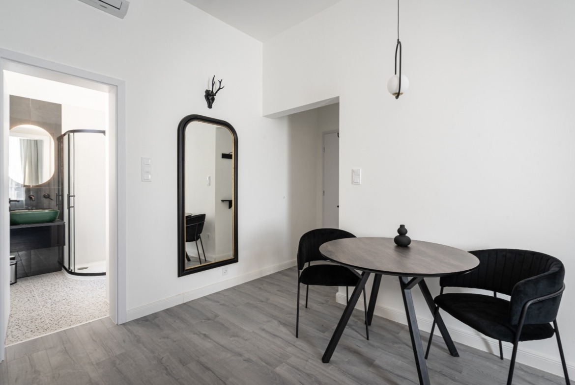 WhatsApp Image 2025 12 01 at 11.55.24 (2)