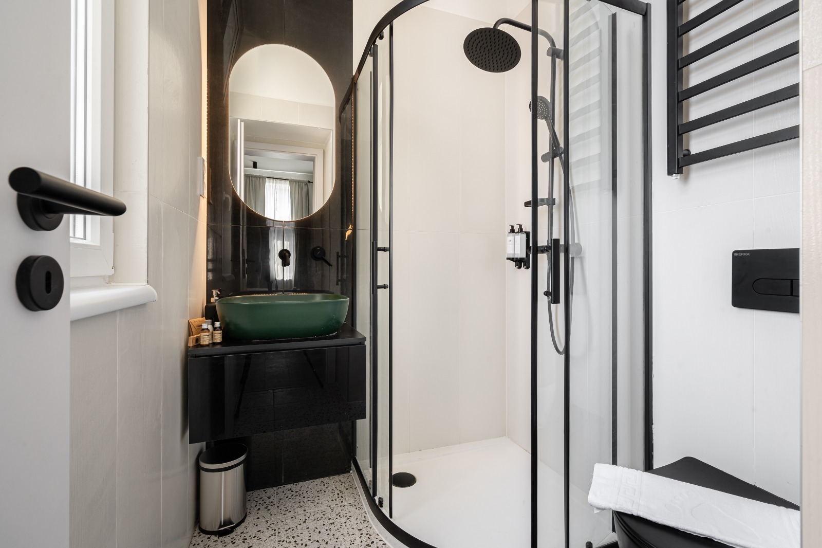 WhatsApp Image 2025 12 01 at 11.55.25