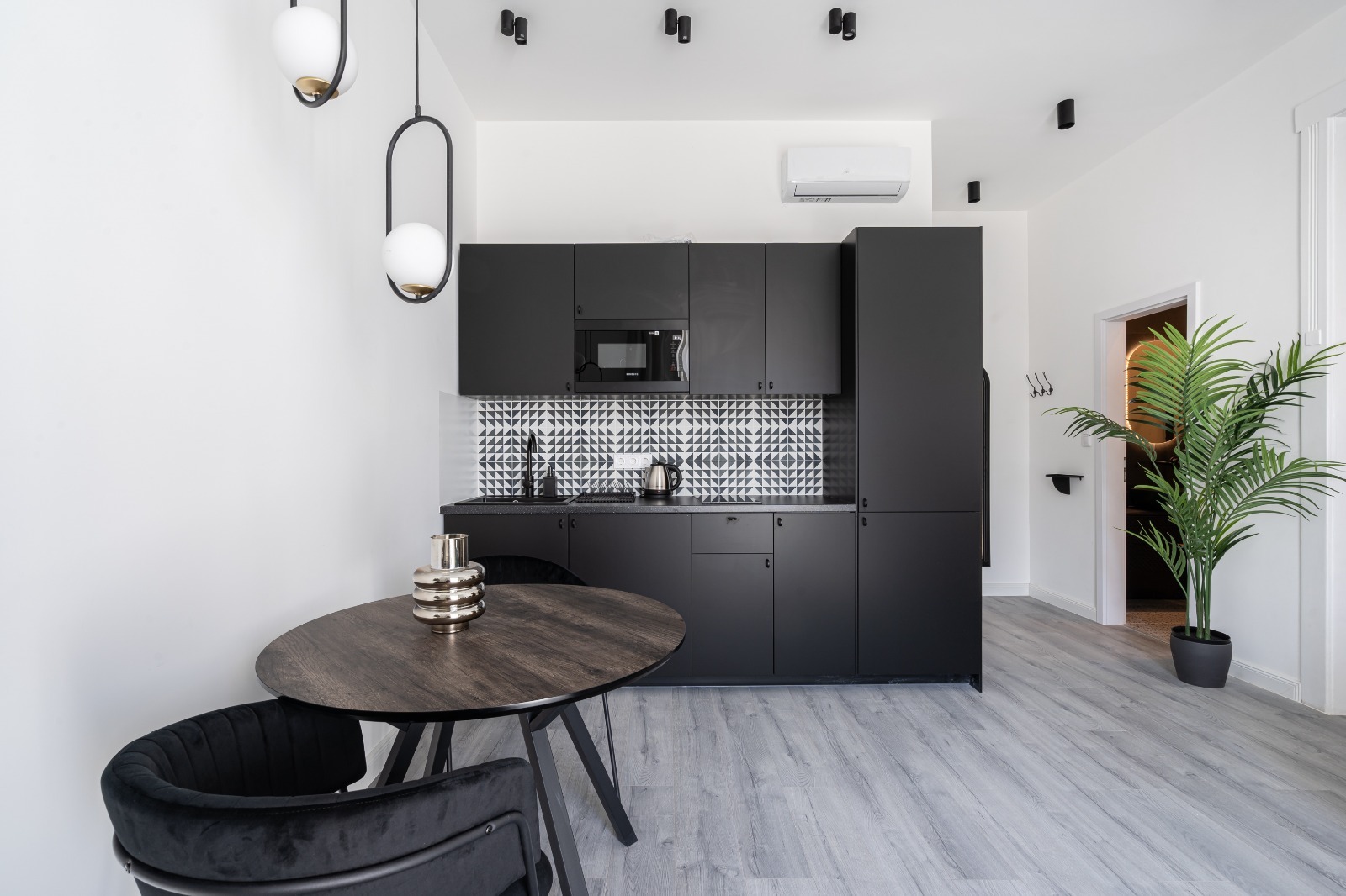 WhatsApp Image 2025 12 01 at 11.55.26