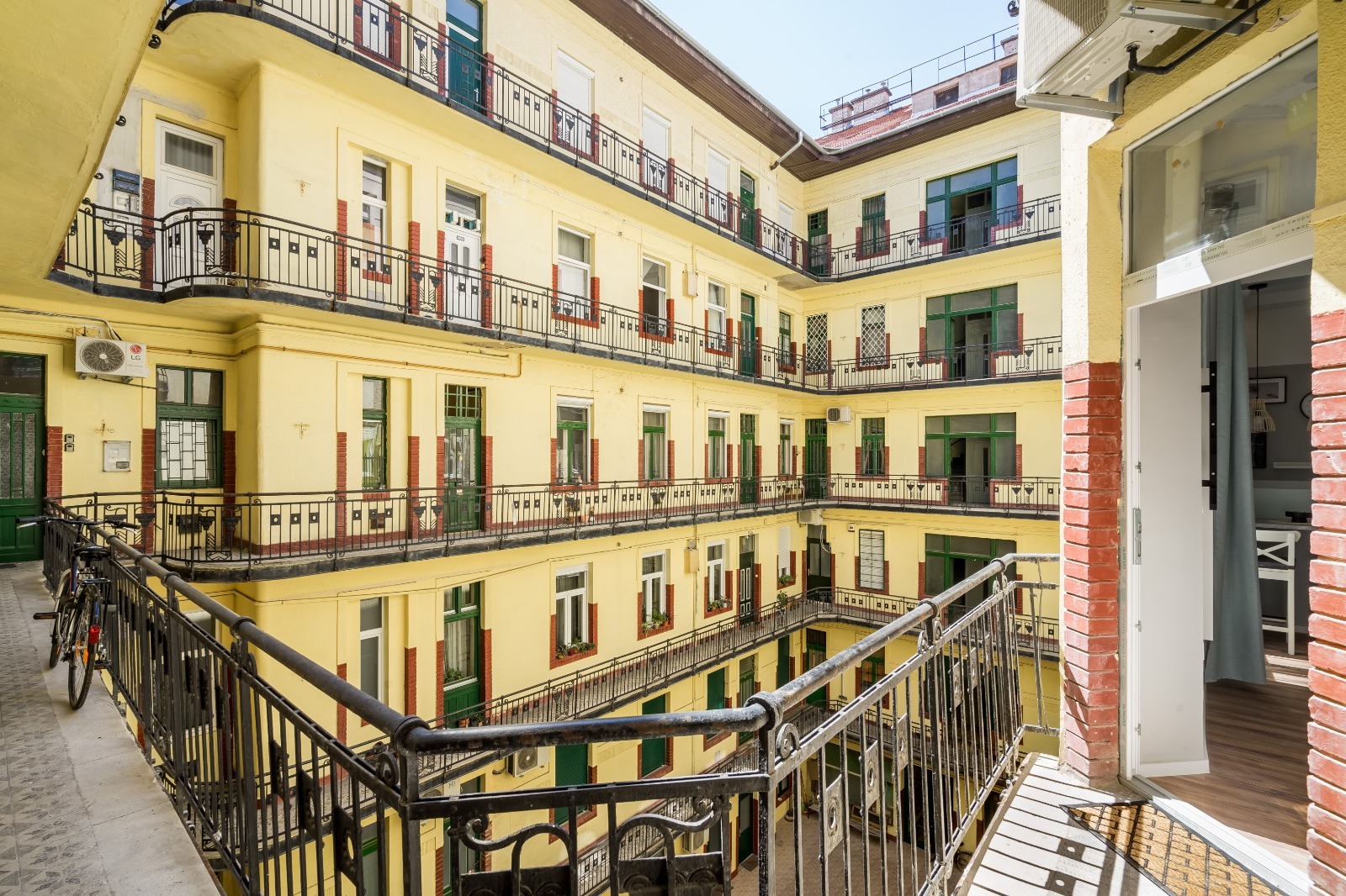 WhatsApp Image 2025 12 01 at 11.59.02 (2)