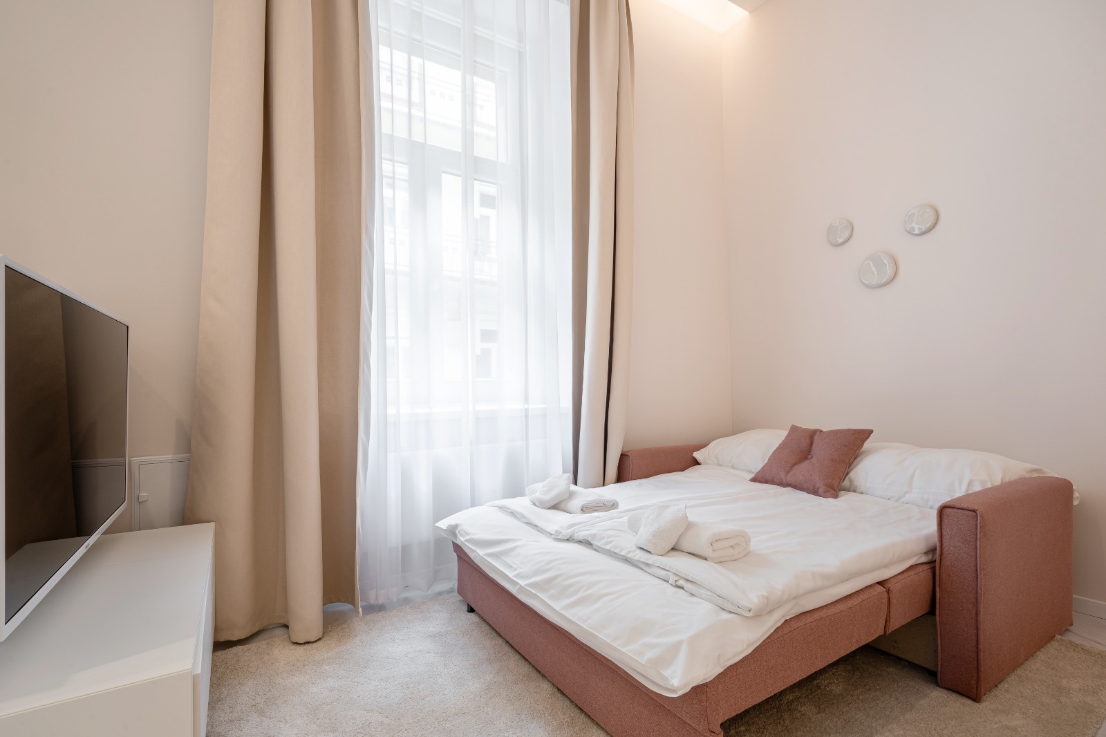 WhatsApp Image 2025 12 01 at 11.59.02