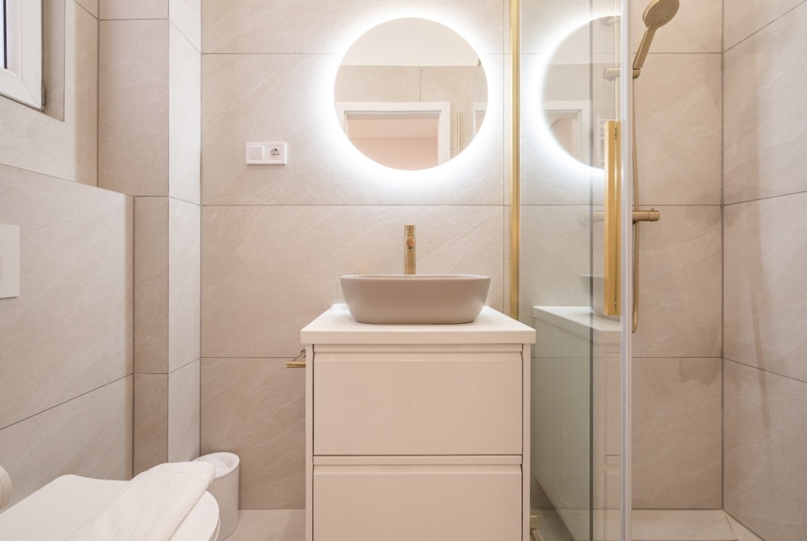 WhatsApp Image 2025 12 01 at 11.59.04 (2)