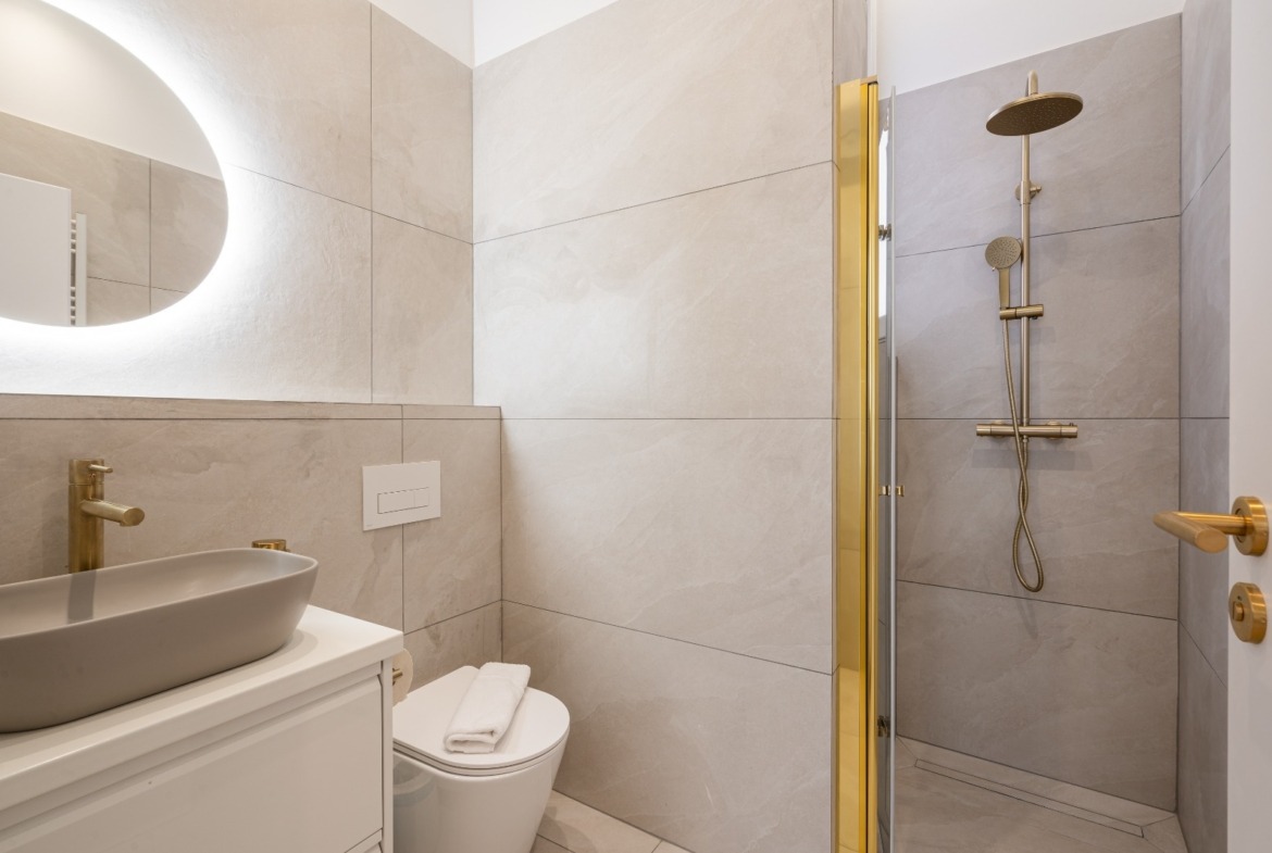 WhatsApp Image 2025 12 01 at 11.59.09