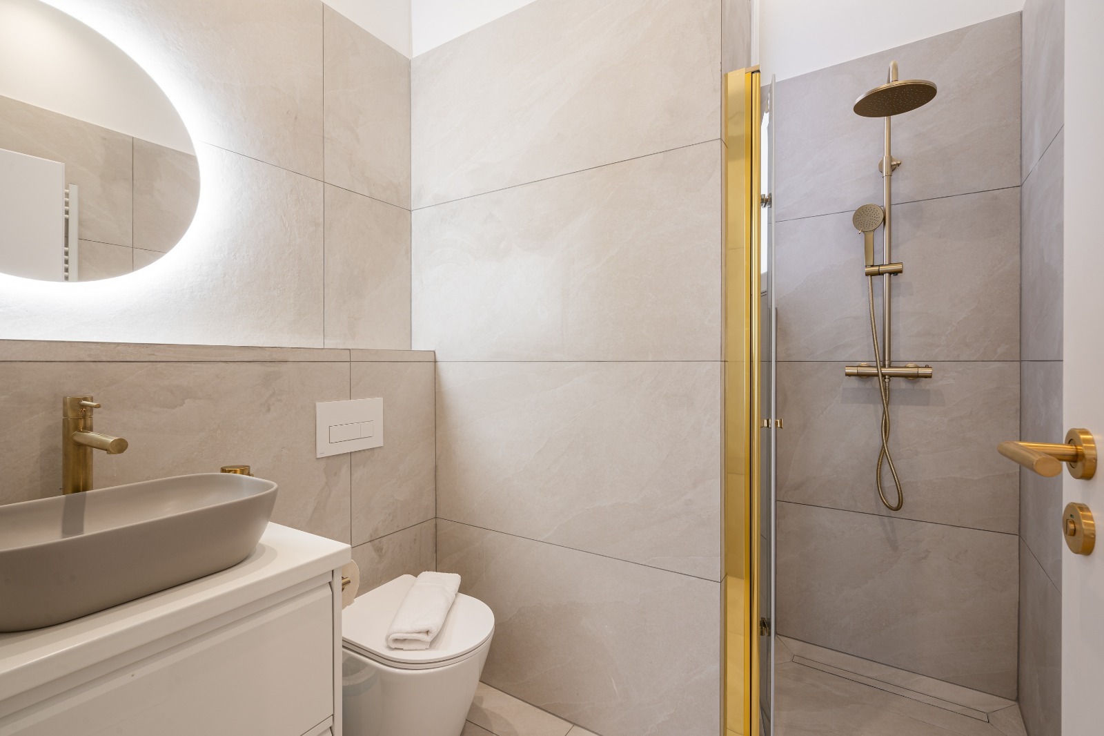 WhatsApp Image 2025 12 01 at 11.59.09