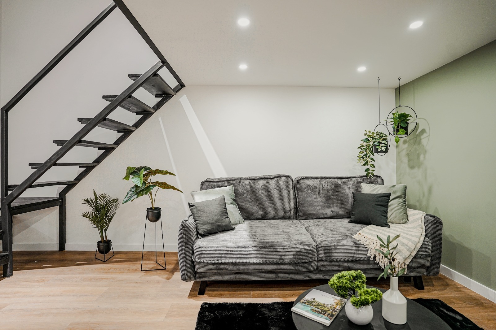 WhatsApp Image 2025 12 01 at 12.02.53 (2)