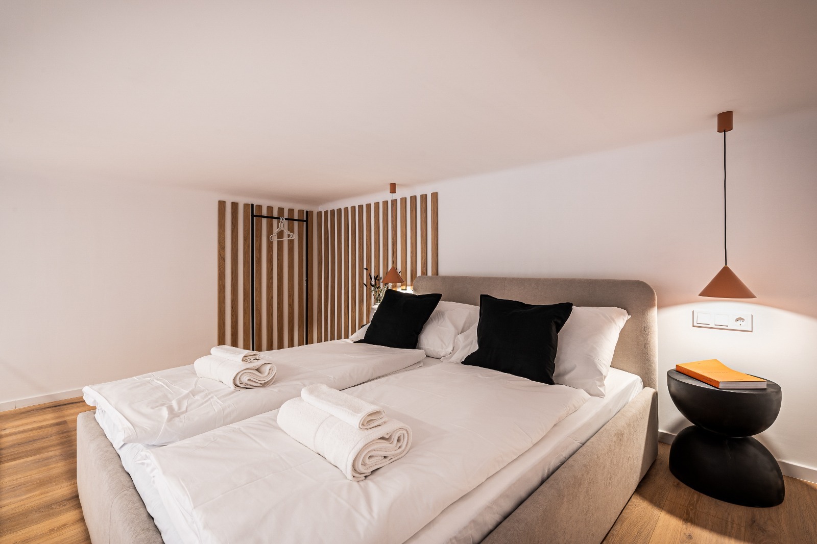 WhatsApp Image 2025 12 01 at 12.05.47 (2)