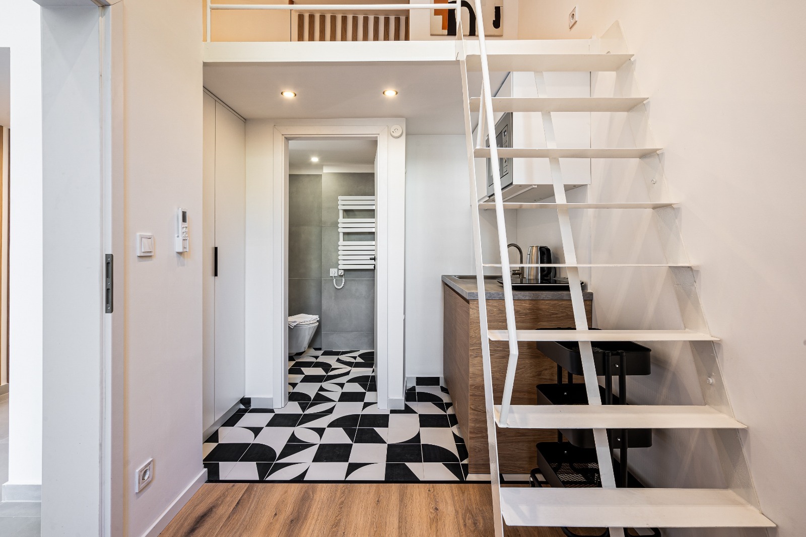 WhatsApp Image 2025 12 01 at 12.05.47