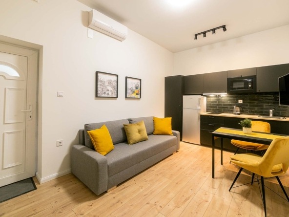 WhatsApp Image 2025 12 01 at 12.18.14 (1)