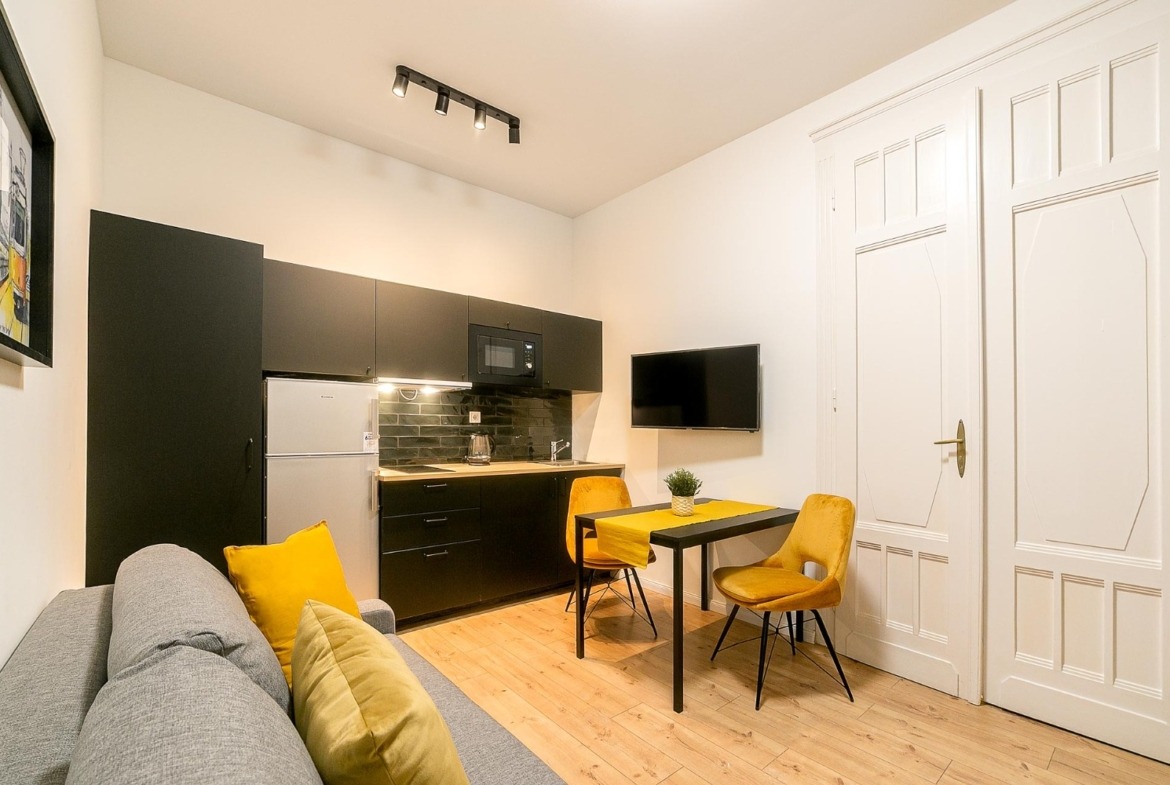 WhatsApp Image 2025 12 01 at 12.18.14 (2)