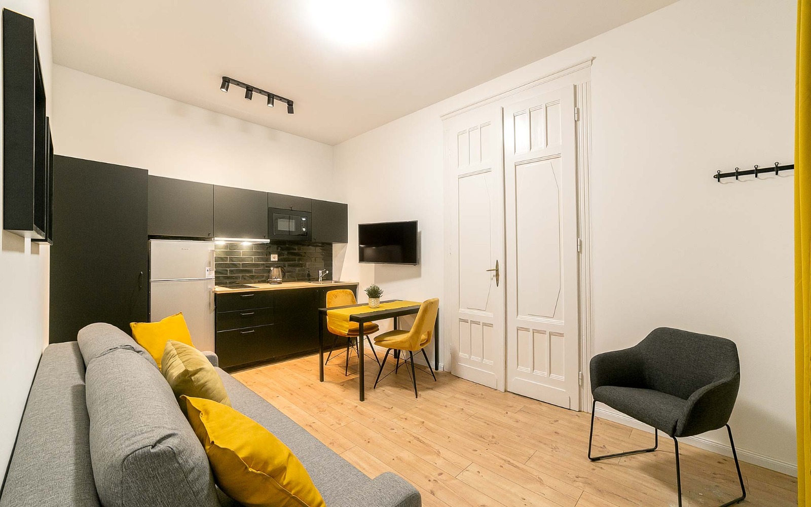 WhatsApp Image 2025 12 01 at 12.18.14 (3)