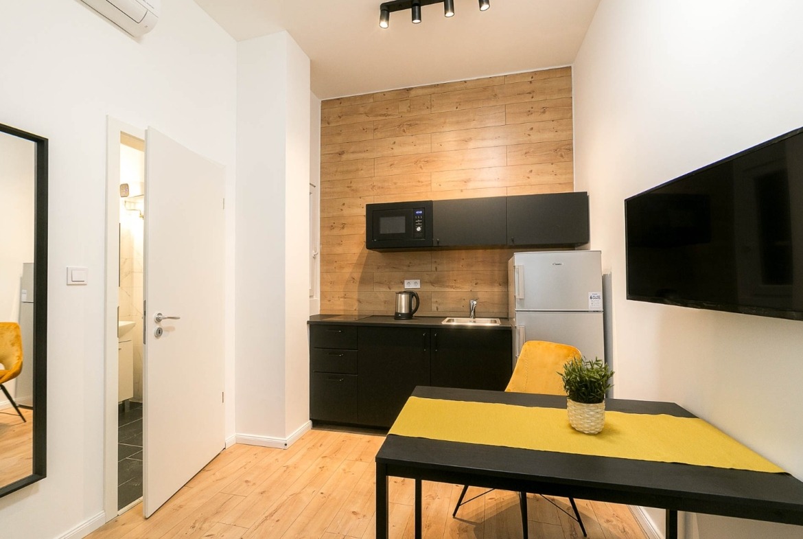 WhatsApp Image 2025 12 01 at 12.18.16 (1)