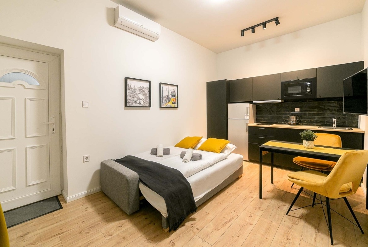 WhatsApp Image 2025 12 01 at 12.18.17 (2)