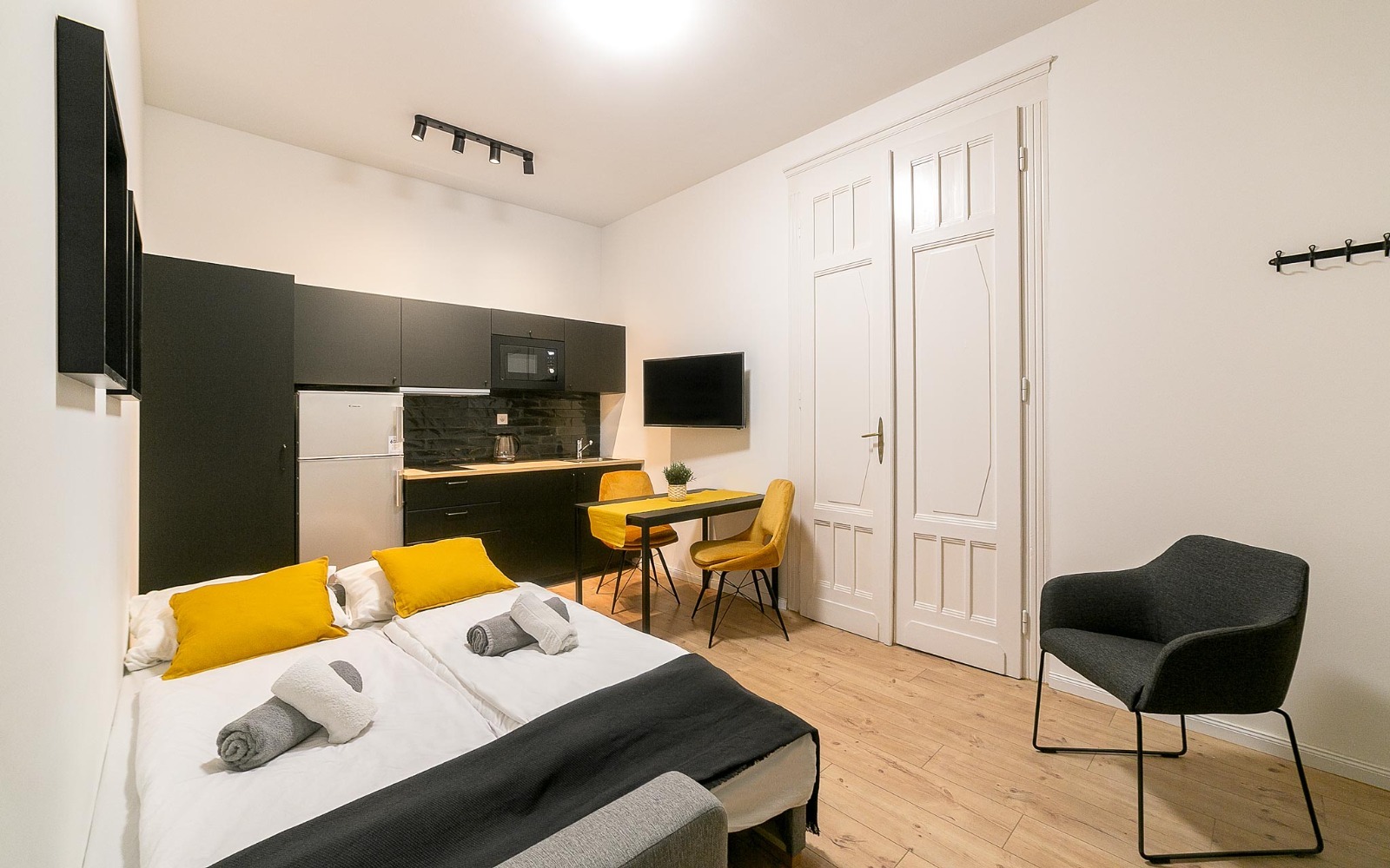 WhatsApp Image 2025 12 01 at 12.18.17 (3)