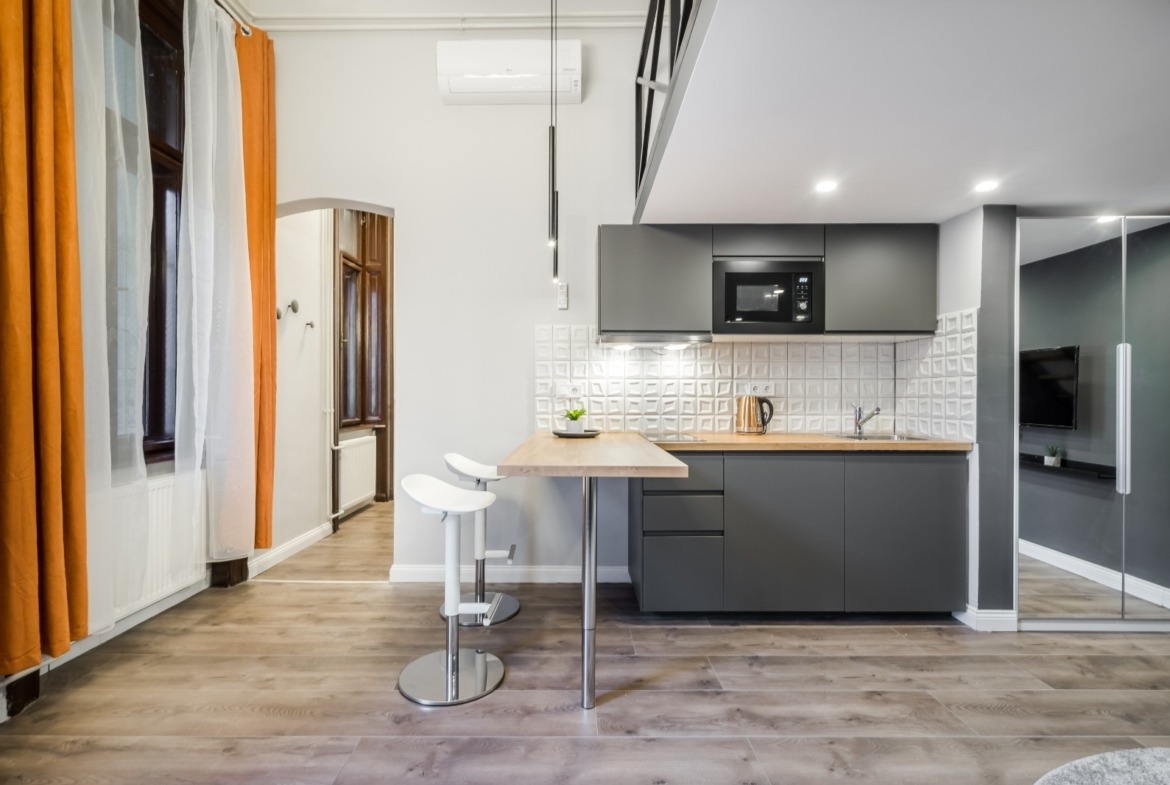 WhatsApp Image 2025 12 01 at 12.21.53 (1)