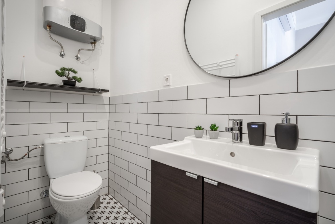 WhatsApp Image 2025 12 01 at 12.21.55 (1)