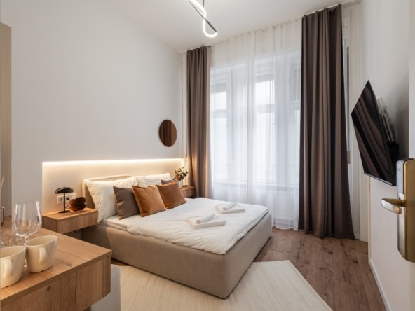 WhatsApp Image 2025 12 01 at 12.25.07 (2)