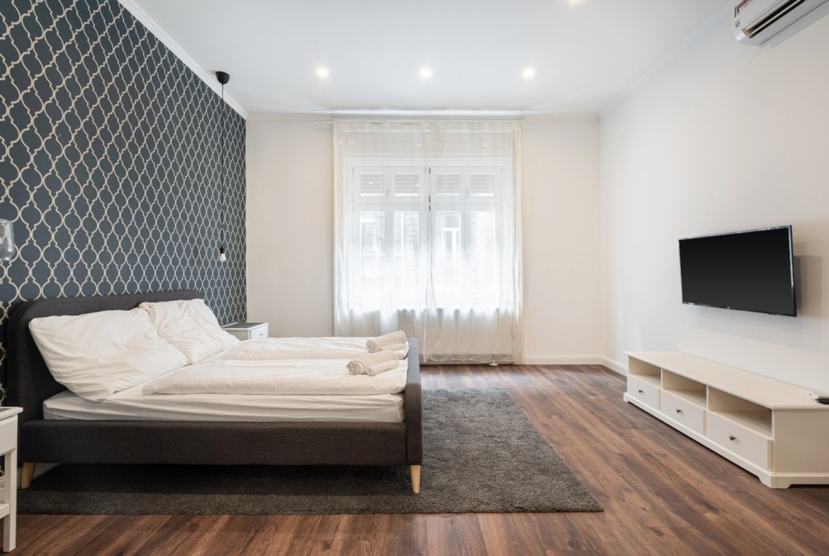 WhatsApp Image 2025 12 01 at 12.39.09