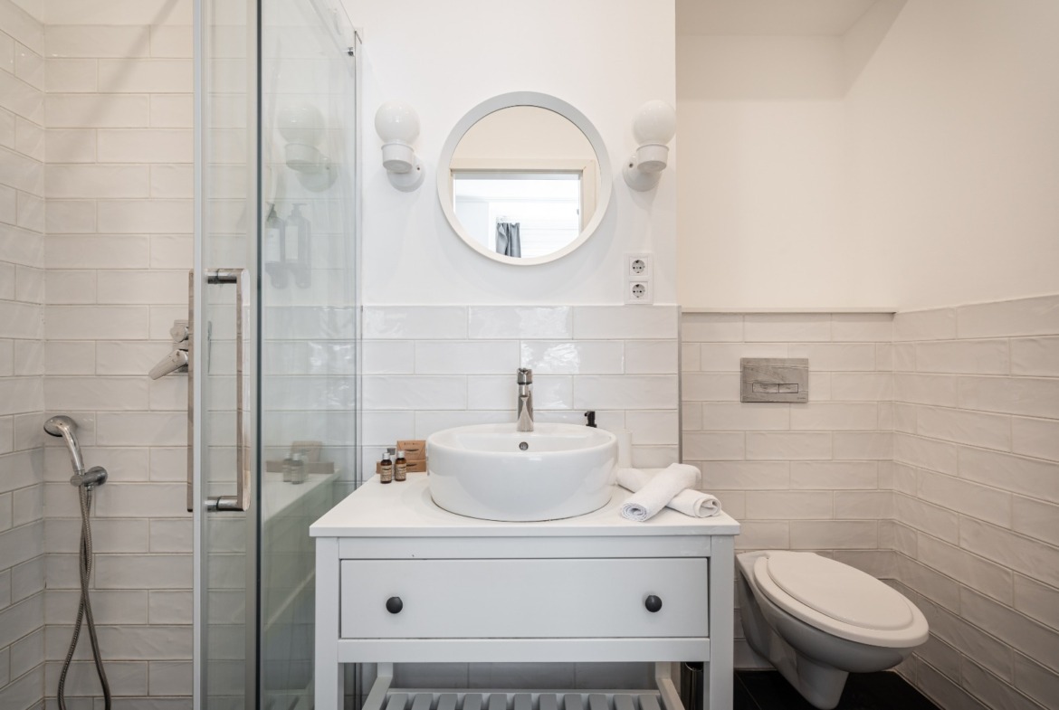 WhatsApp Image 2025 12 01 at 12.39.10 (2)