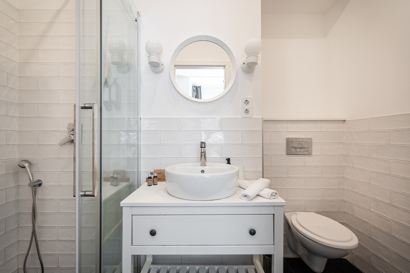 WhatsApp Image 2025 12 01 at 12.39.10 (2)