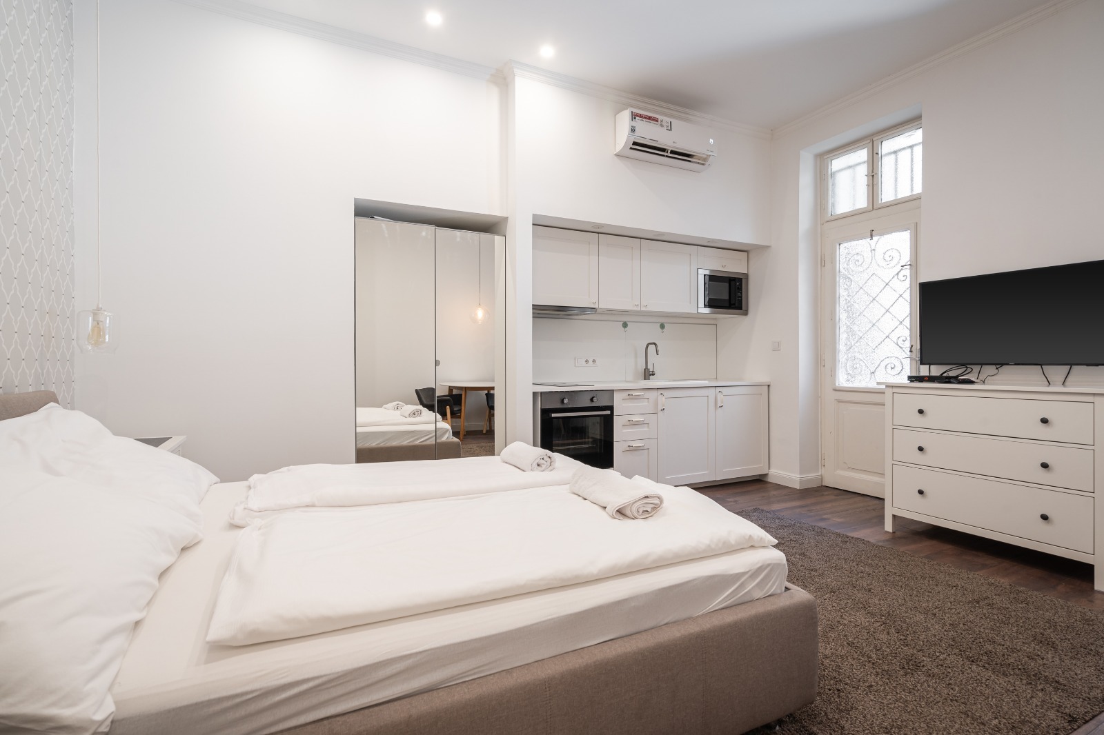 WhatsApp Image 2025 12 01 at 12.39.13 (4)