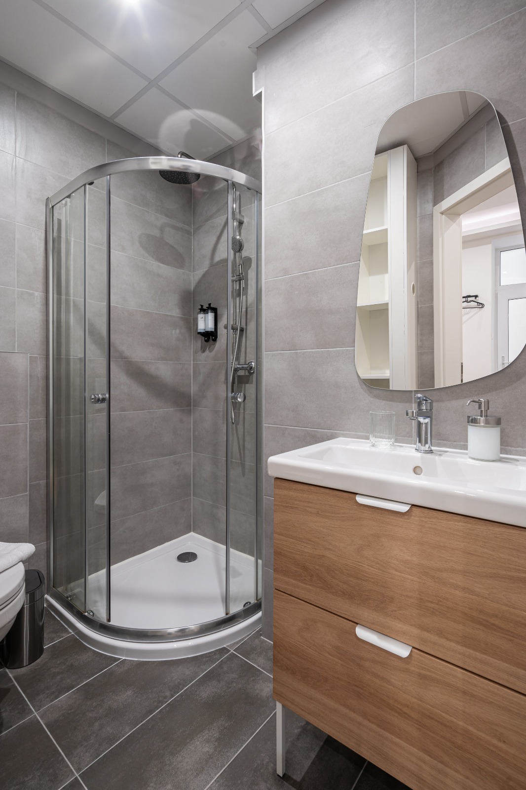 WhatsApp Image 2025 12 01 at 16.45.20 (1)