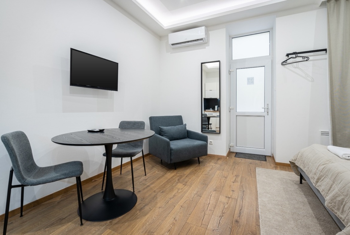 WhatsApp Image 2025 12 01 at 16.45.21