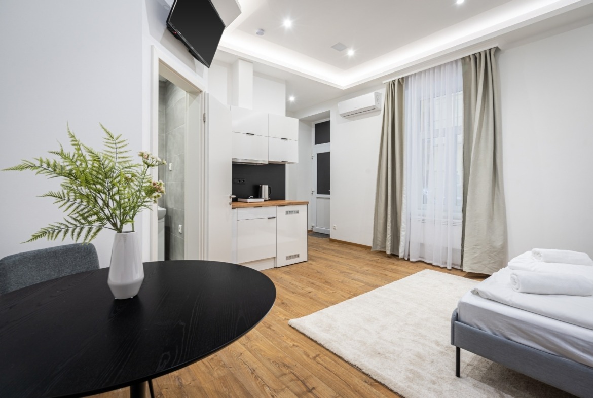 WhatsApp Image 2025 12 01 at 16.45.22