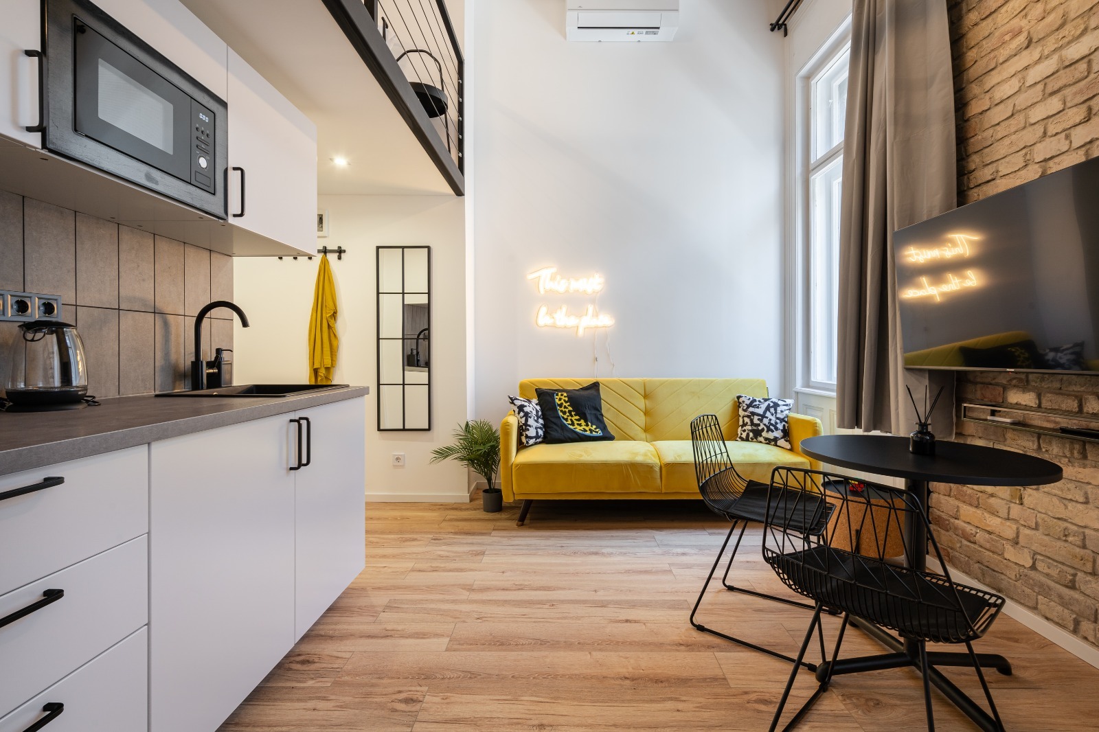 WhatsApp Image 2025 12 01 at 16.57.11 (4)