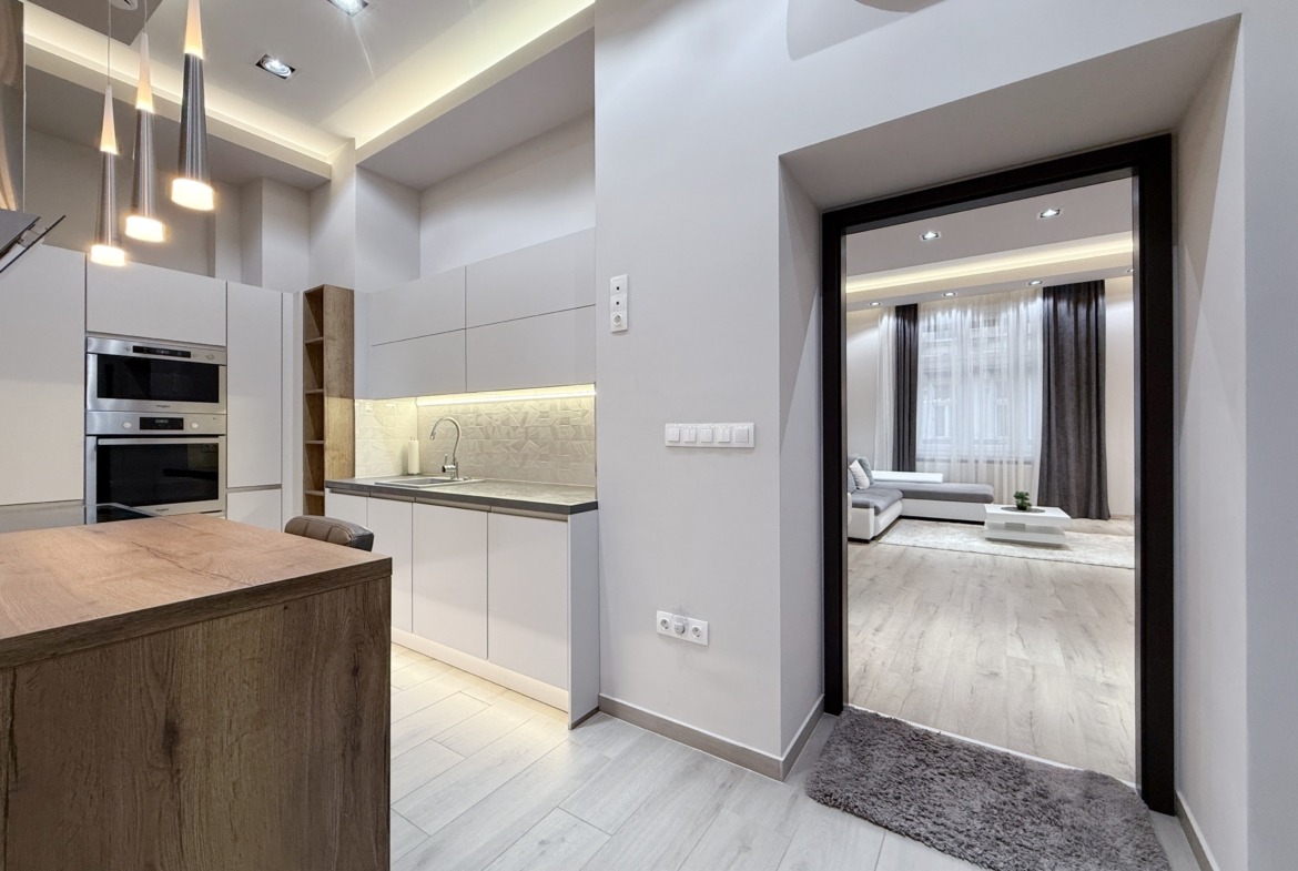 2EFD1320 B9D7 4166 8820 20AC1305C709