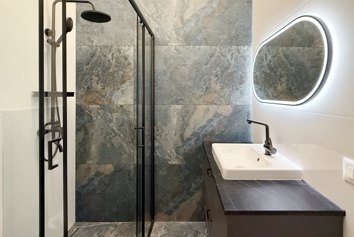 9341F3BA 38D7 47FD 8C93 A8536CB489FC