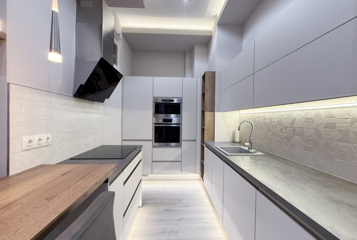 A2616F44 A342 4F63 924A F809D47BF243