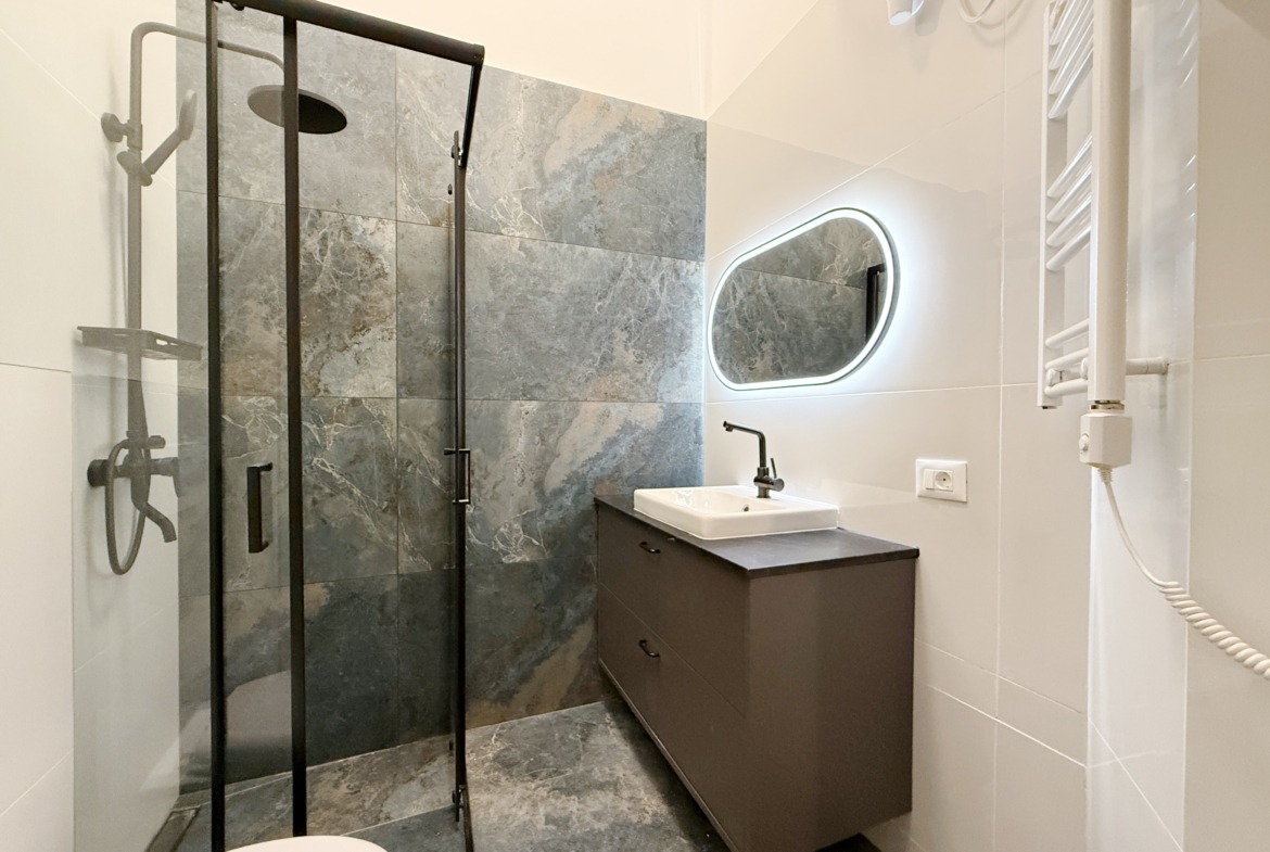 FCB1C167 749D 4E27 8350 936DAAB3BBD3