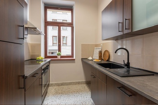 32F6BCDC 7813 4CA1 895B 7EDE77972648 4 5005 c