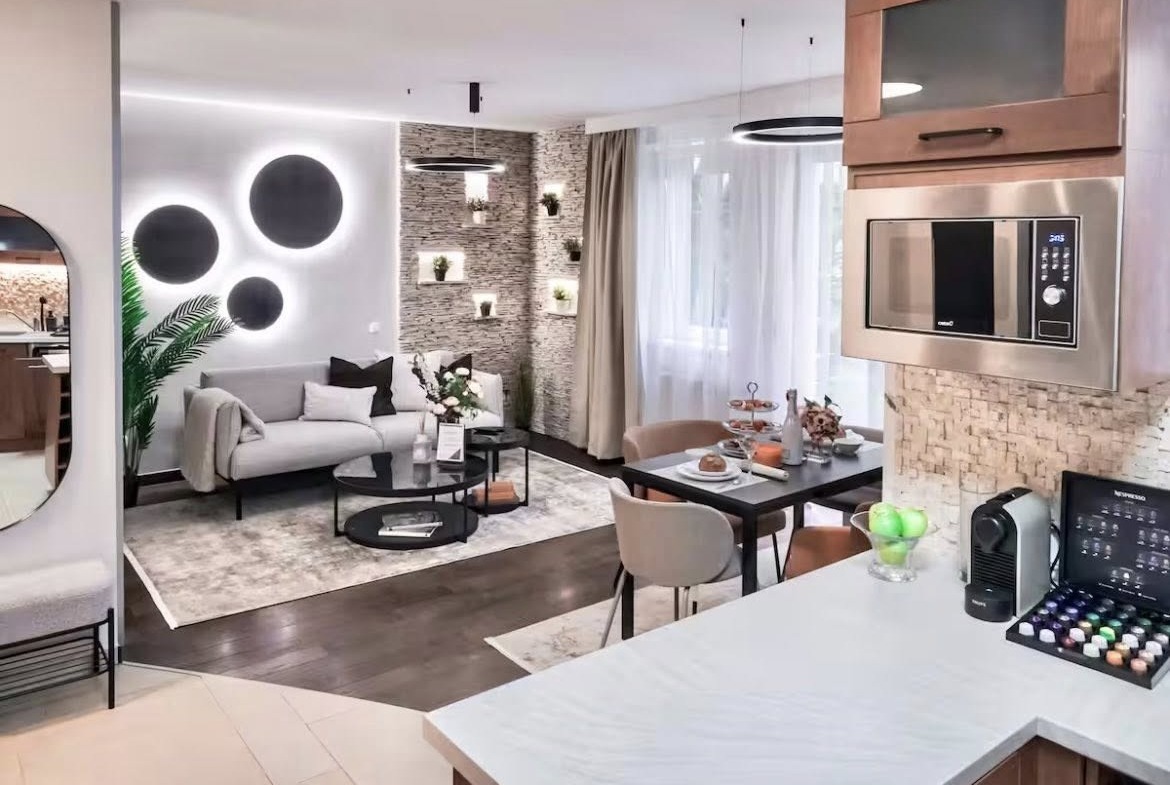 649341816 2460370237755041 7535451967423442174 n